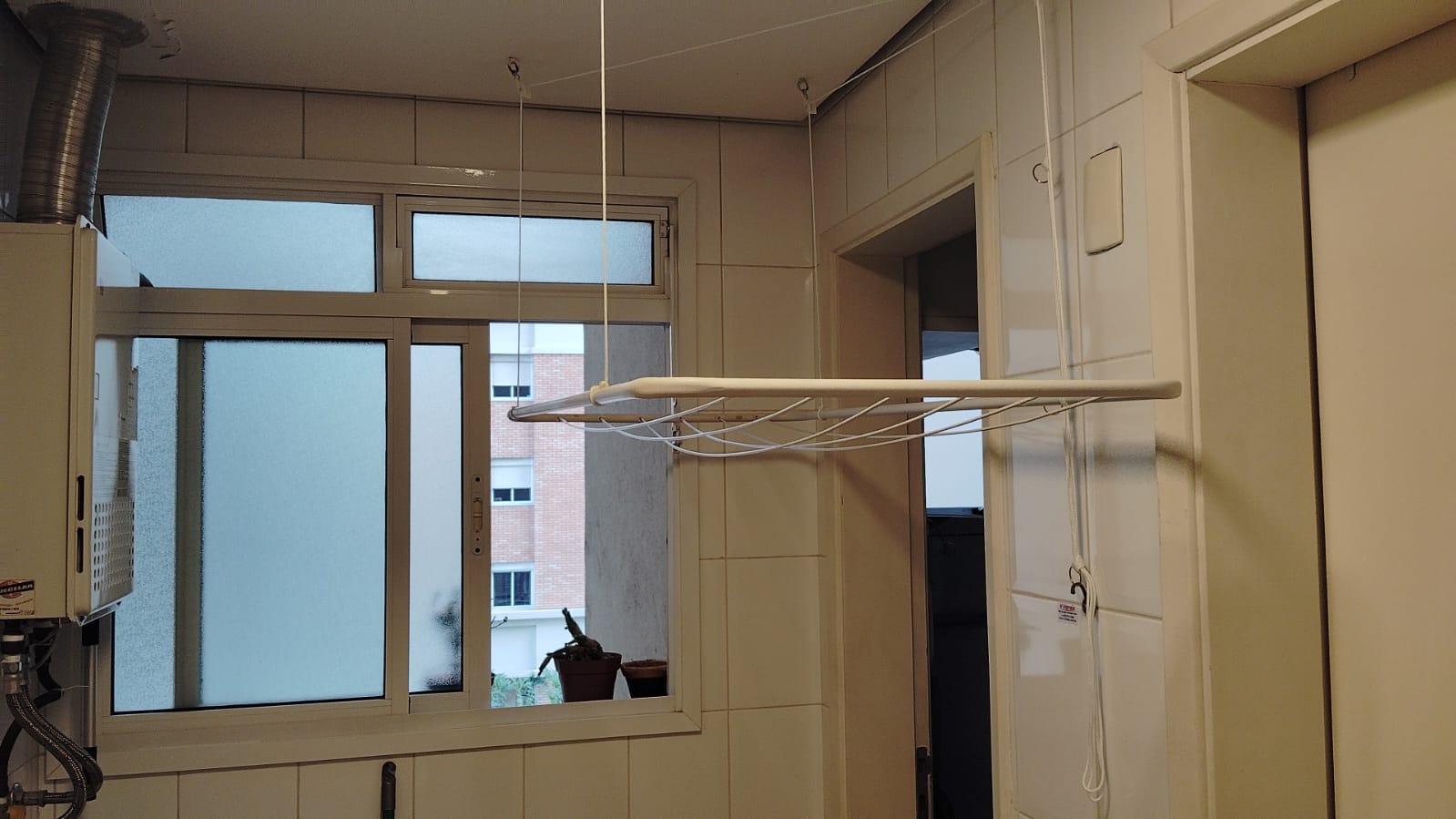 Varal em Teto de Gesso